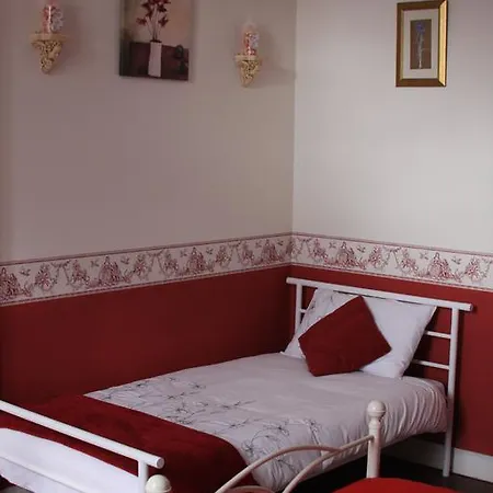 Couette-café Belle Madeleine Landivy